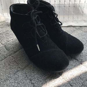 Toms Kala Wedge Bootie